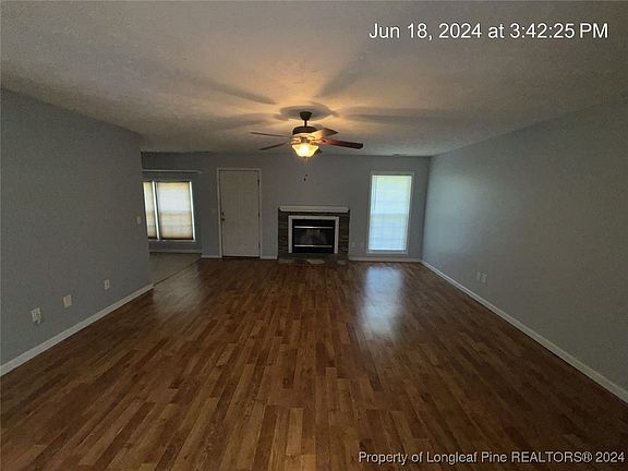 4th image of 123 Thornbird Dr