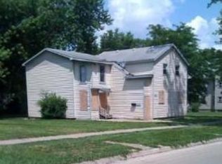 387 N Rosewood Ave, Kankakee, IL 60901