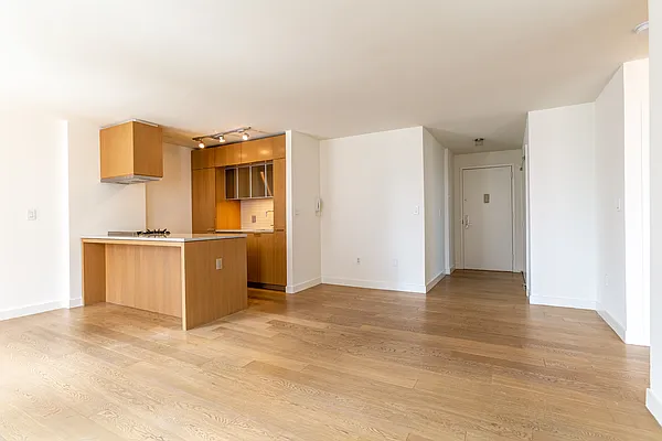 Rented by Keller Williams NYC | media 16