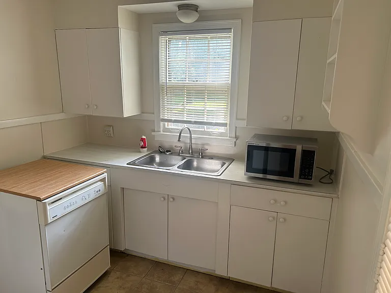 800 Berry Rd — Photo 7