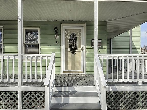 2nd image of 23 Fessenden St