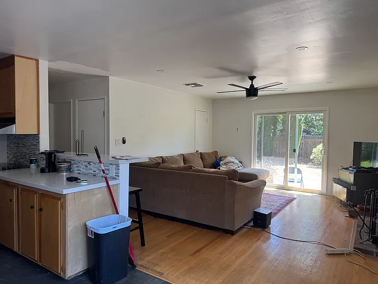 1336 Alder Pl — Photo 7