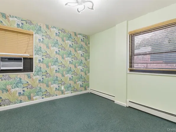 81-24 156th Avenue image 10 of 16