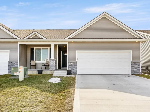 719 NE Maple St, Elkhart, IA 50073