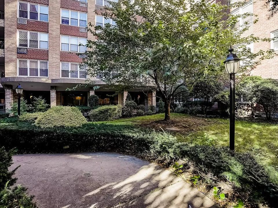 1st image of 9411 59th Ave APT D25