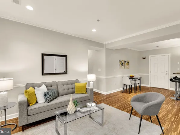 5040 1st St NW #401, Washington, DC 20011