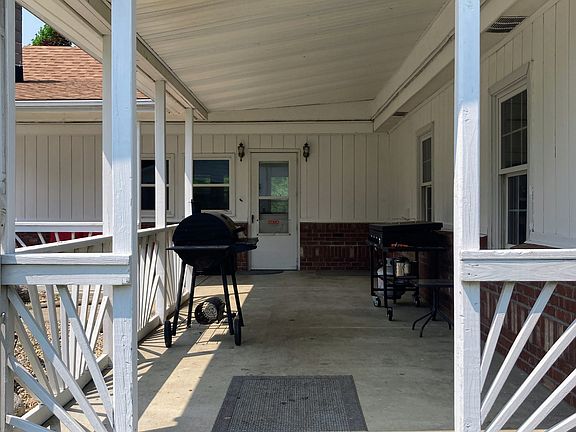 5th image of 2160 W County Road 1000 N
