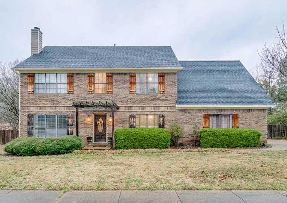 1st image of 369 Walnut Trace Dr