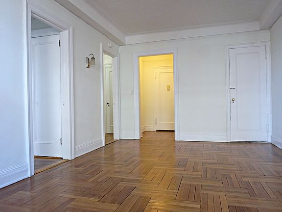 5th image of 698 W End Ave APT 12D