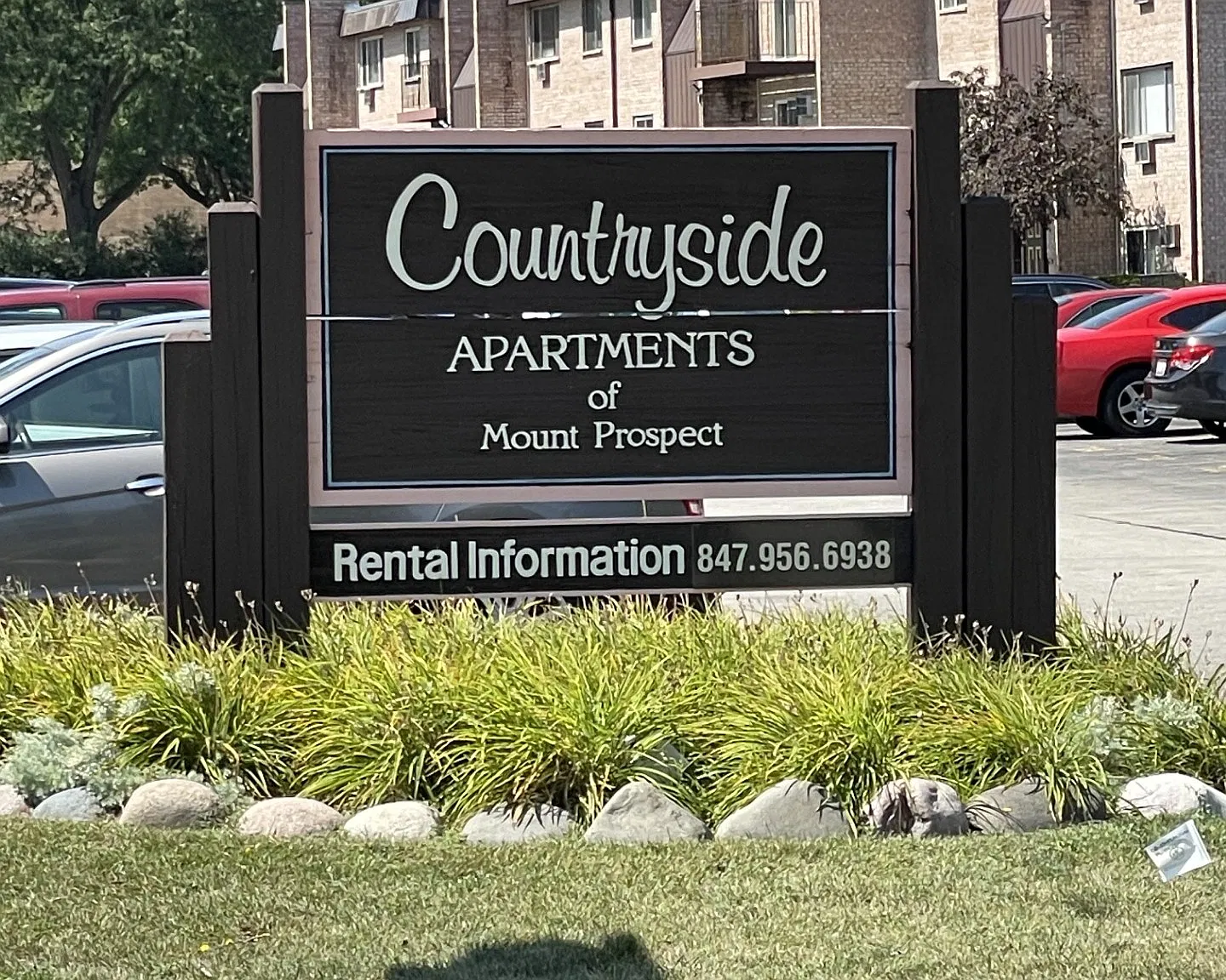 2 bed, 815 sqft, $1,800 — Photo 2