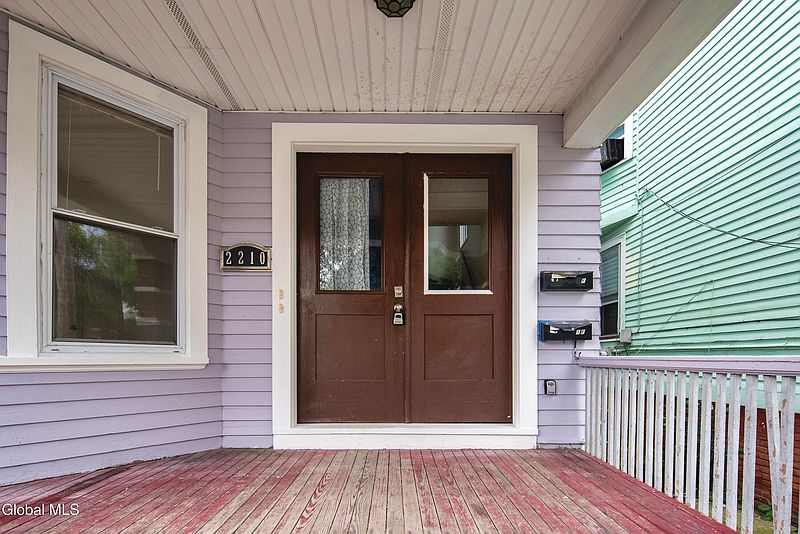 2nd image of 2210 15th Street