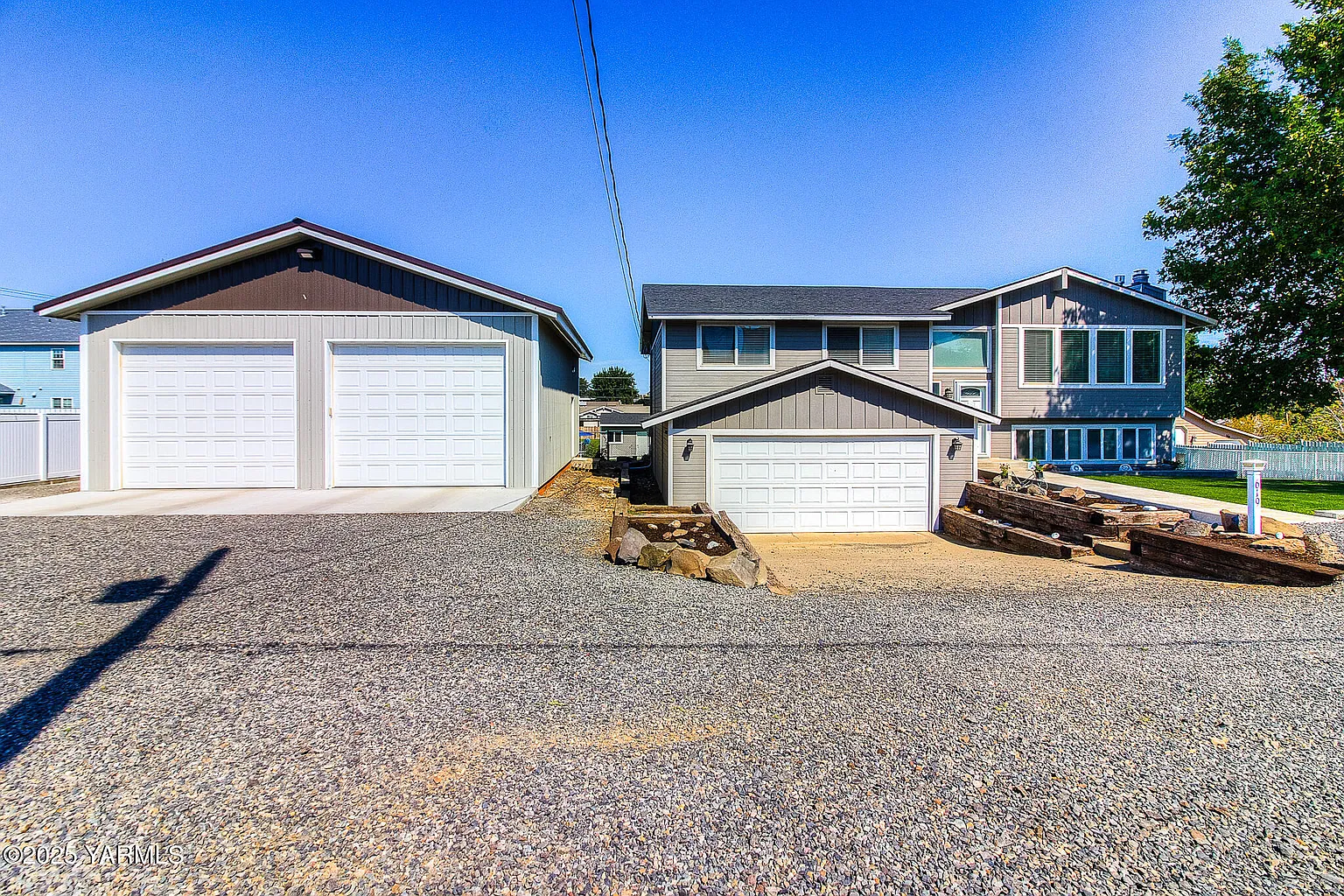 619 S 74th Ave photo 1