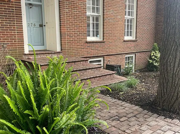 276 Chippendale Cir, Lexington, KY 40517