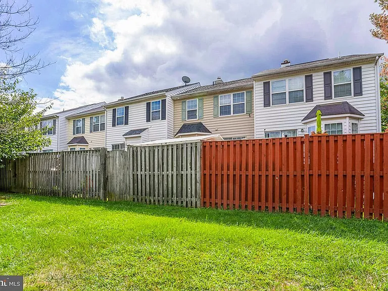 10763 Esprit Pl — Photo 40