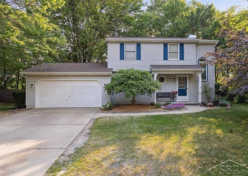 1st image of 5712 Bloomfield Dr