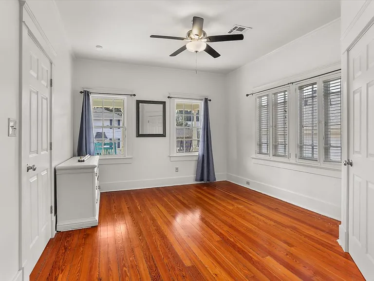 5829 Clara St #5829 — Photo 14