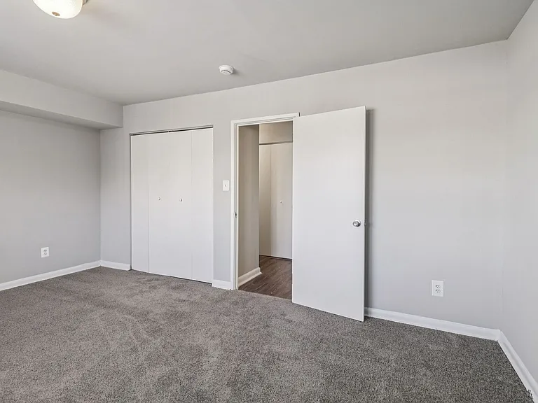 The Swift and The Current Apartments — Photo 45