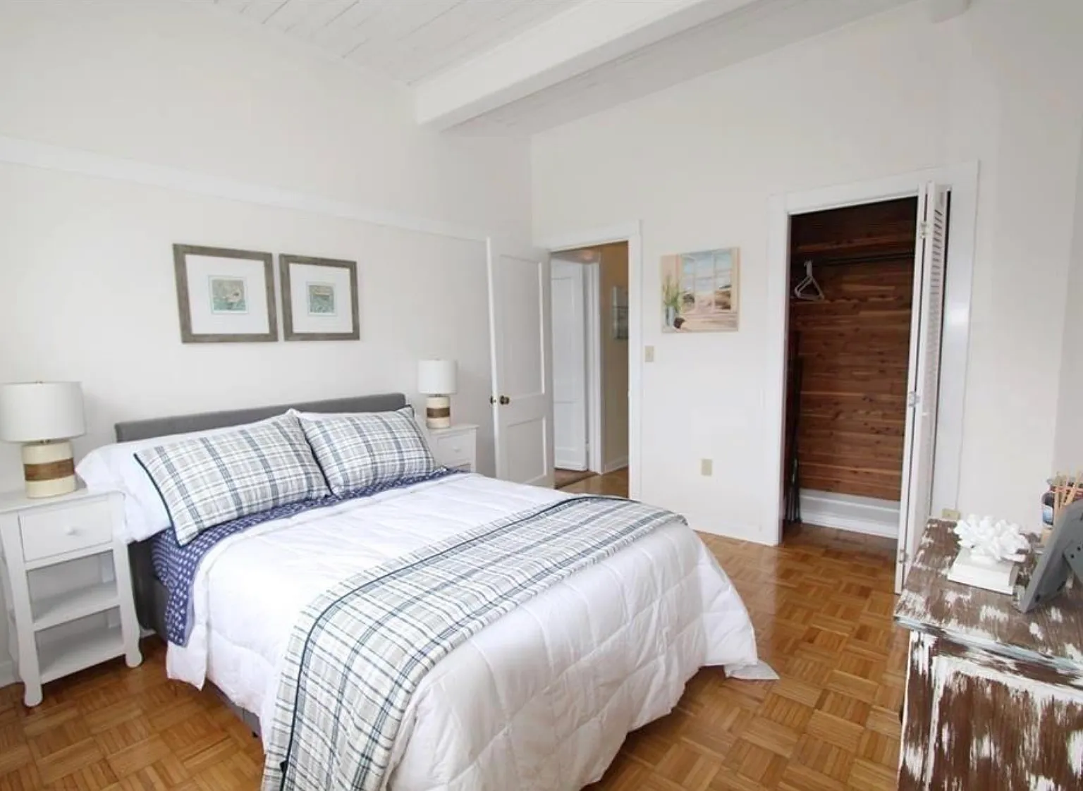 2 bed, 1067 sqft, $1,900 — Photo 3