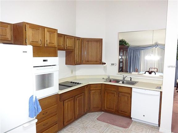 5th image of 6309 Sleepy Hollow Dr