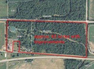 397 Blackberry Dr, Clay City, IL 62824