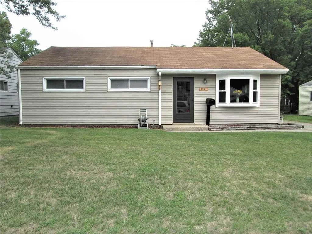 1331 Byron Dr photo 1