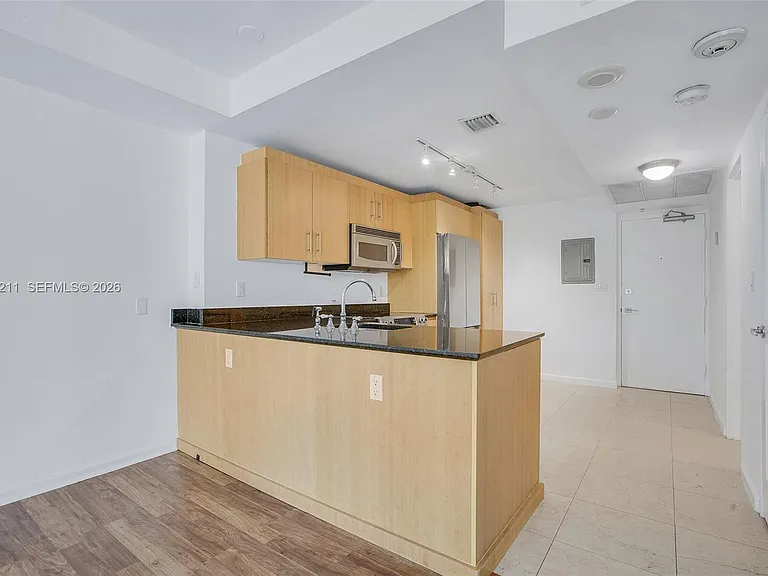 10275 Collins Ave #201 — Photo 8