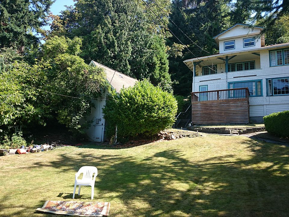 2nd image of 9666 50th Ave SW