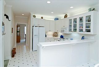 4th image of 703 Farming Creek Dr