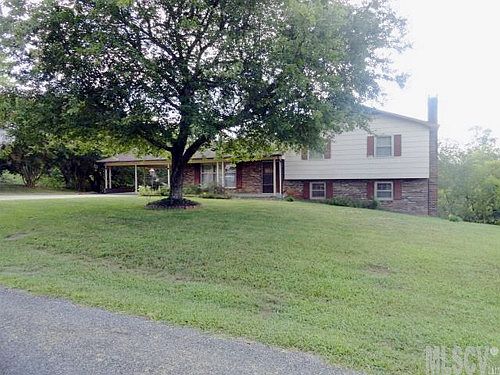 1st image of 2935 Palmer Pl