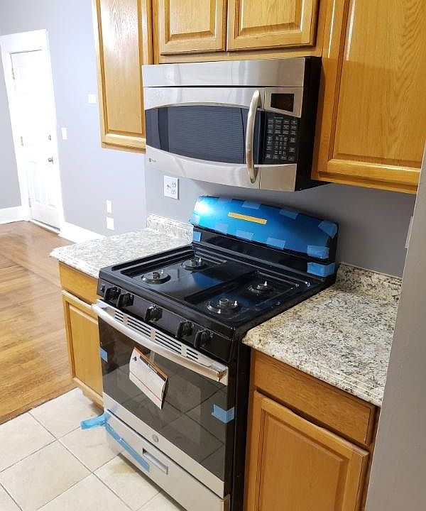 1st image of 595 Whalley Ave #2
