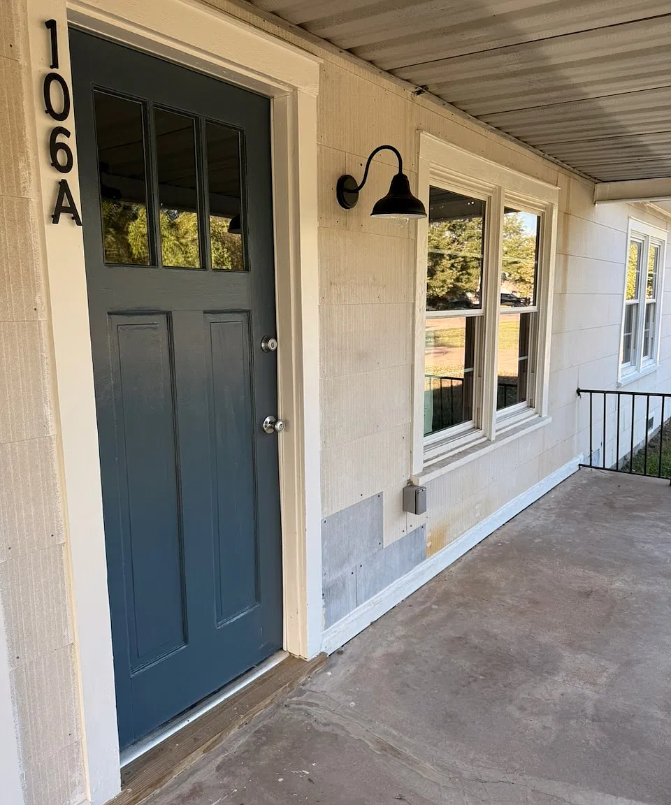 106 Highland Drive - A — Photo 2
