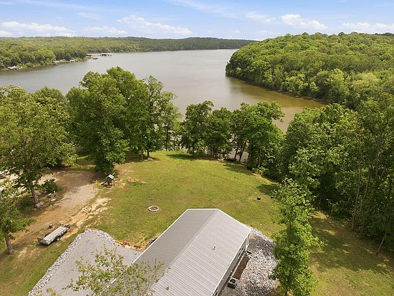 2nd image of 456 Kentucky Lake Dr