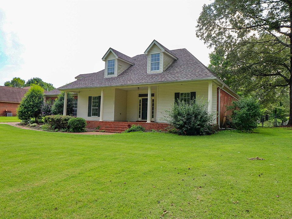 1st image of 157 N Aberdeen Dr