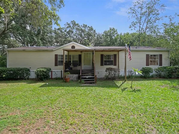8248 Irene St, Zephyrhills, FL 33540