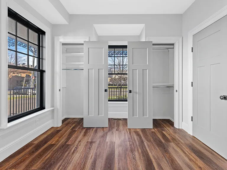 "Chelsea" - 1 BR & 1 BA @ 96 East Ave - Built-In Closets Bedroom
