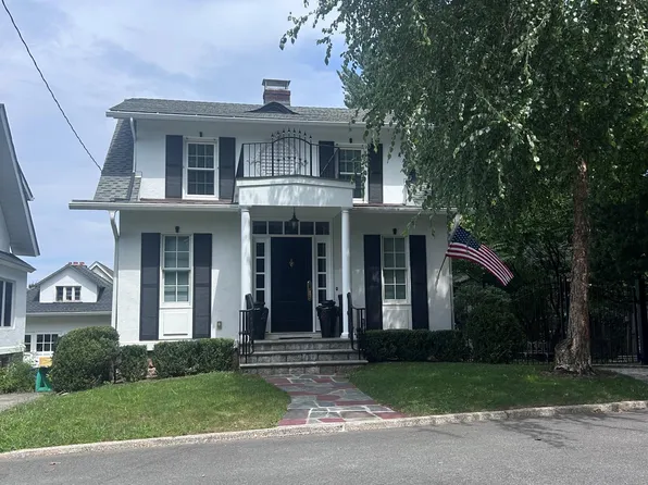 73 Clinton Avenue, Ossining, NY 10562