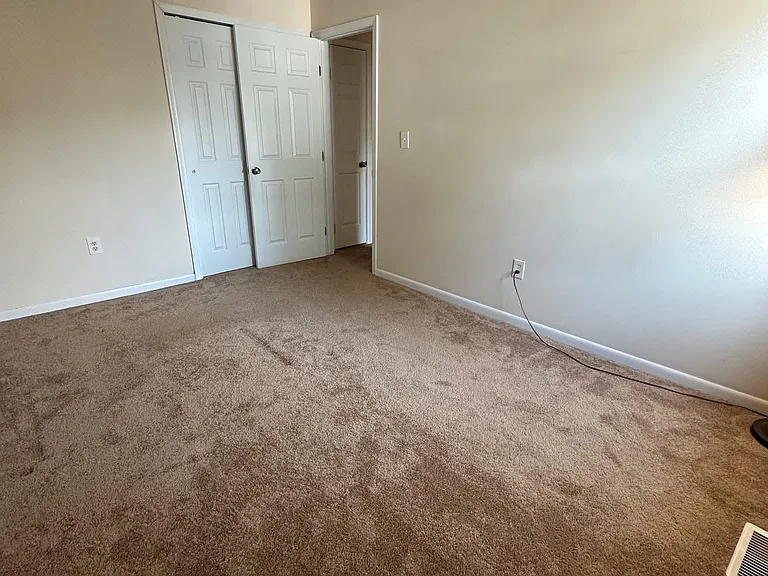 914 C Ave — Photo 18