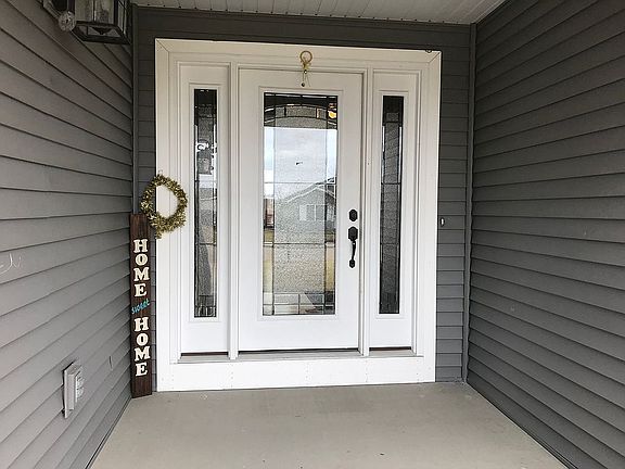 3rd image of 2902 Weatherbrooke Dr