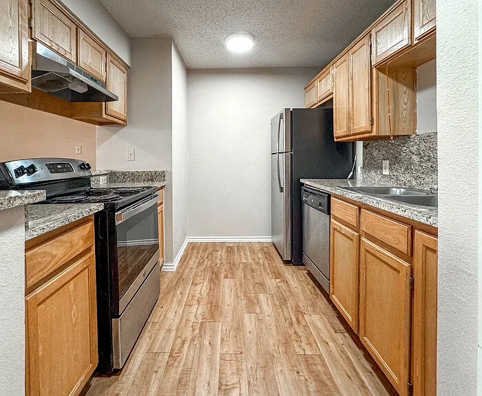 405 S Elm St #207 — Photo 4