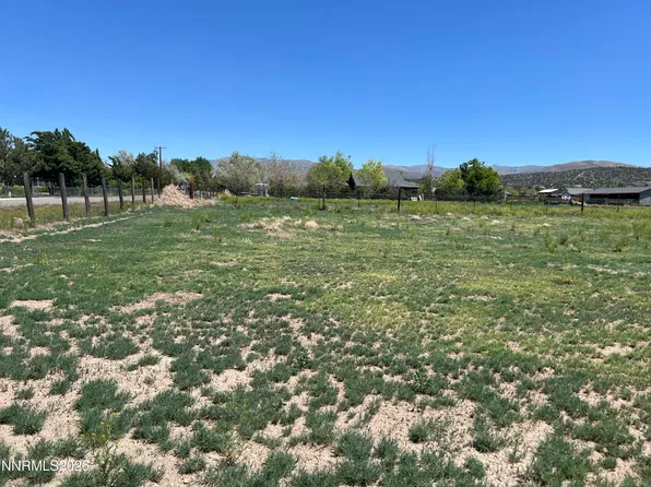 1909 Arabian Ln, Gardnerville, NV 89410