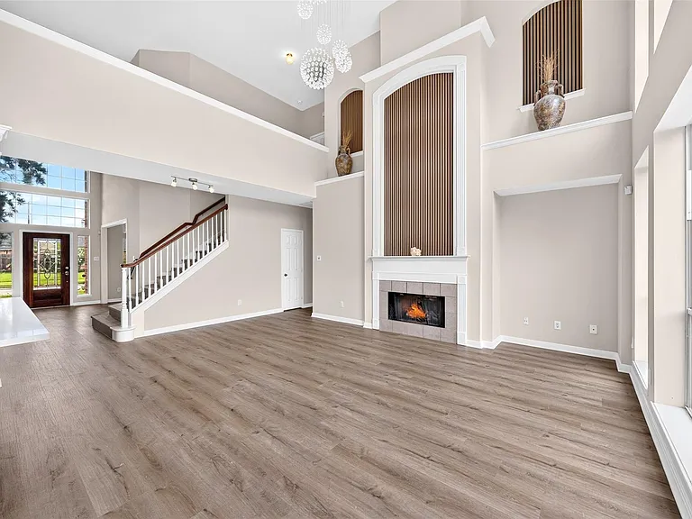 1007 Brannon Park Ln — Photo 11