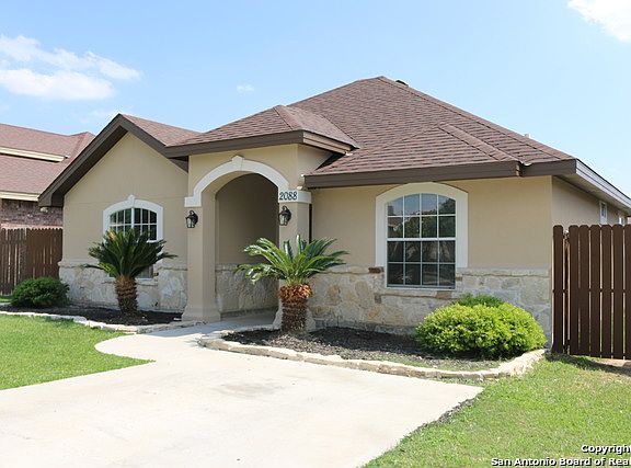 3rd image of 2088 Point Loma Dr