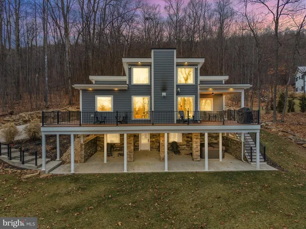 13549 Hanging Rock Ln, Lovettsville, VA 20180