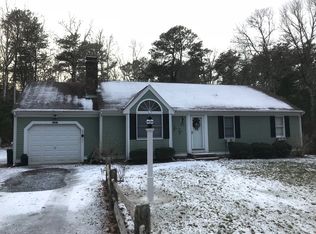 37 Pinkham Rd, Sandwich, MA 02563