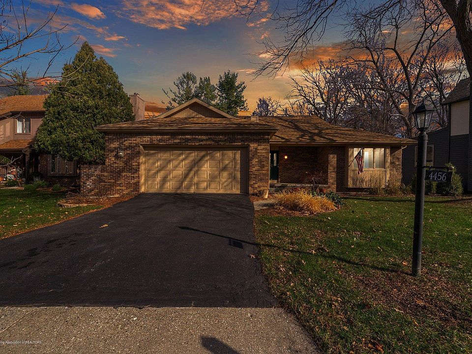1st image of 4456 N Copperhill Dr #85