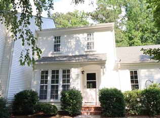 118 Planetree Ln, Cary, NC 27511
