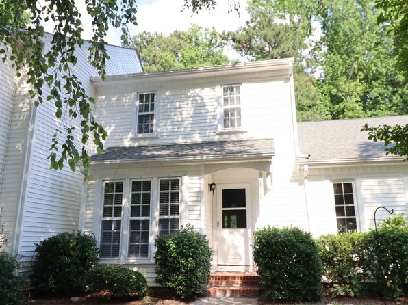 118 Planetree Ln, Cary, NC 27511
