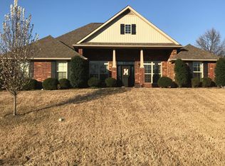5452 Branchview Dr, Olive Branch, MS 38654