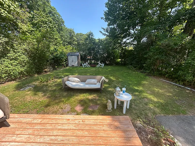 57 Underwood Rd — Photo 8