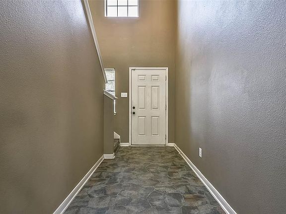3rd image of 4311 Wild Rose Hill Ln